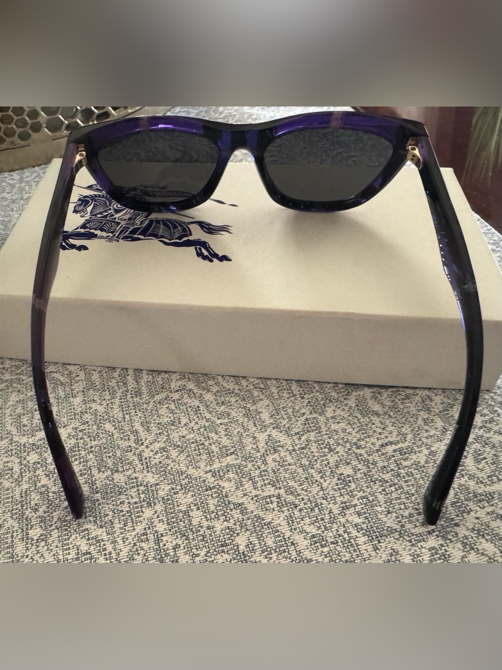 Burberry Purple Black Gradient Cat-Eye Sunglasses - Picture 15 of 16